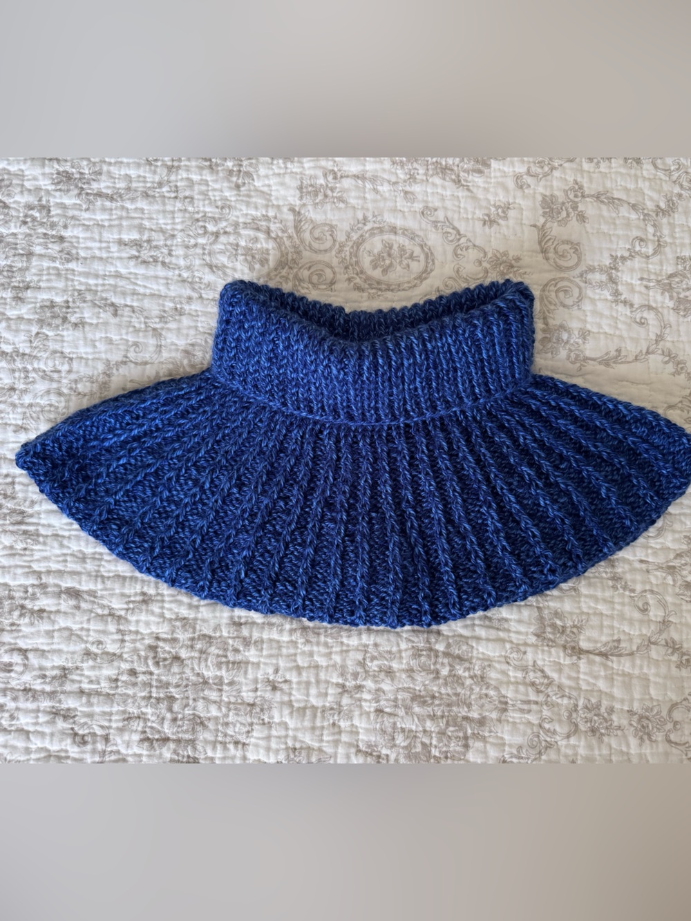 Womenβs Blue Knit Neck Warmer